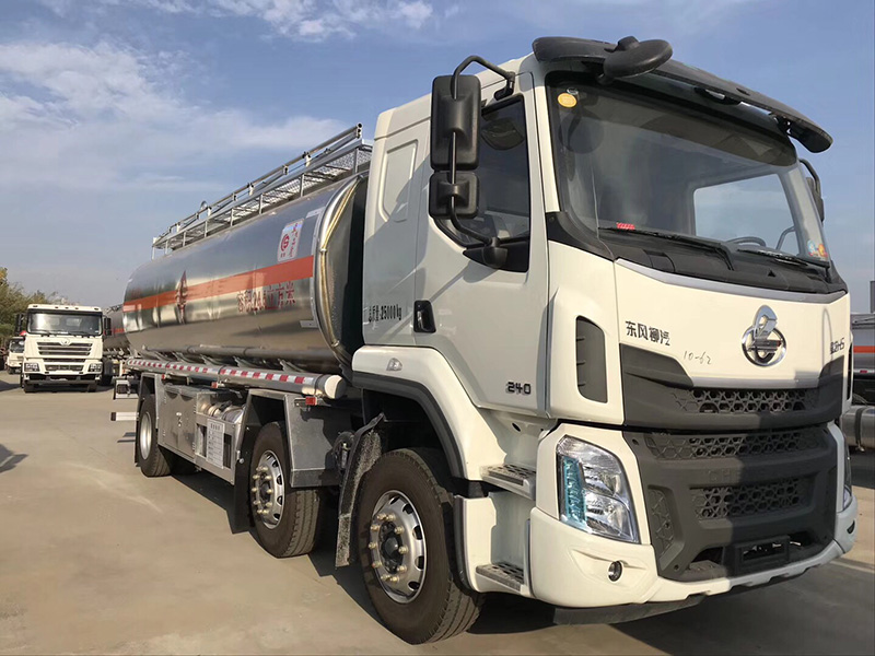 柳汽小三軸24.4方鋁合金運油車