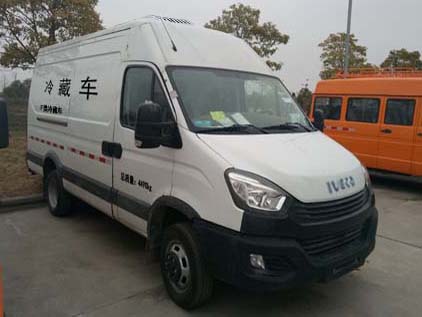 依維柯國(guó)六冷藏車  面包冷藏車