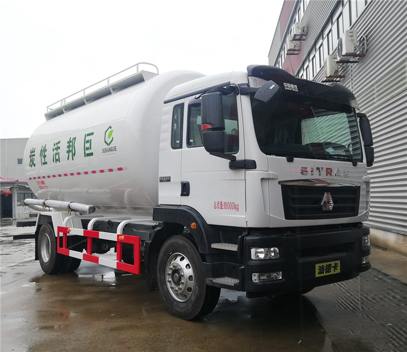 重汽汕德卡20方干混砂漿車(chē)