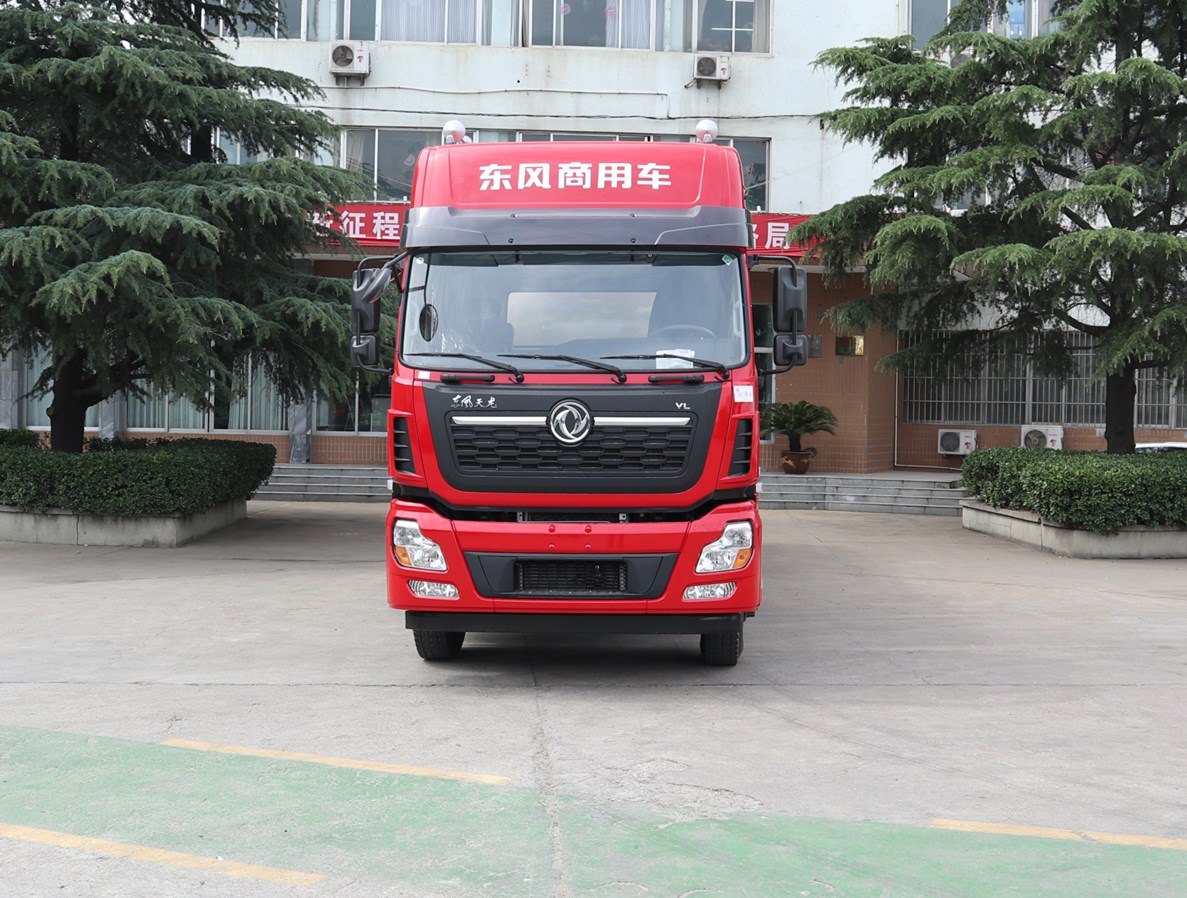 40方 東風(fēng)天龍前四后八 干混砂漿車